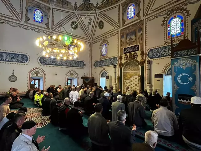 Kırklareli Emniyet Müdürlüğü şehitler için mevlit okuttu