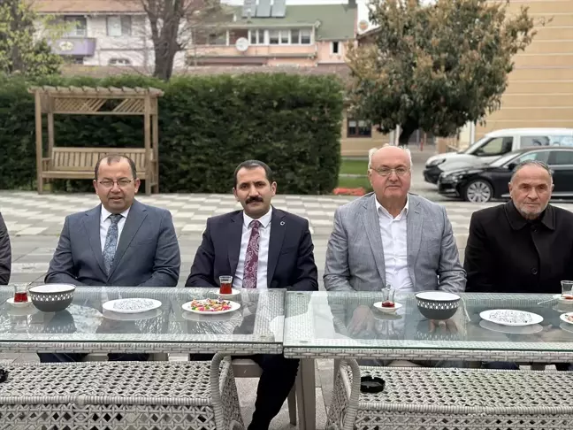 Düzce ve Gölyaka'da Bayramlaşma Programları Gerçekleştirildi