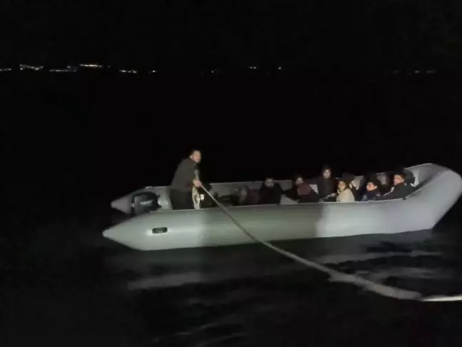 Ayvalık'ta 16 düzensiz göçmen yakalandı