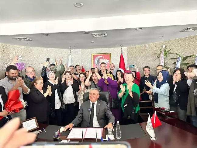 Fikret Albayrak, Akçakoca Belediye Başkanı olarak göreve başladı