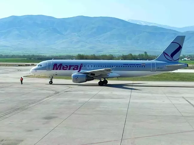 İran'ın hava sahası kapatması nedeniyle İstanbul-İran seferi Elazığ'a zorunlu iniş yaptı