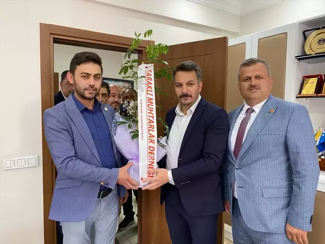 Taraklı Muhtarları İbrahim Pilavcı'yı Ziyaret Etti