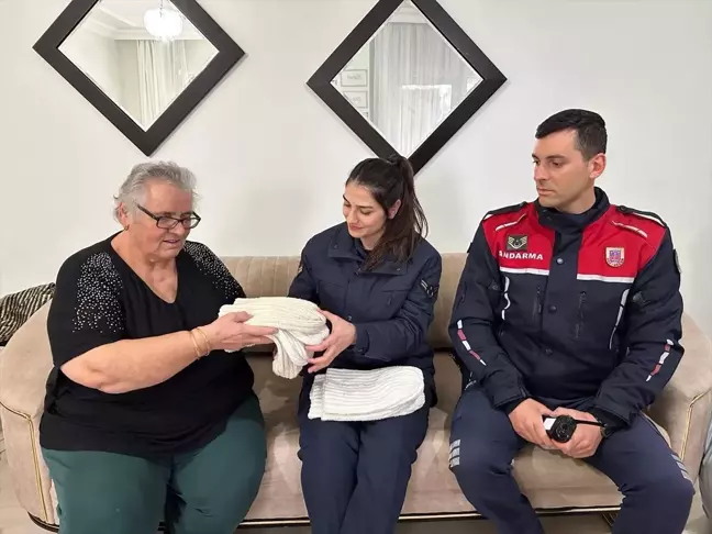 Yalova'dan Şırnak'a Örülen Bereler Askerlere Ulaştırıldı