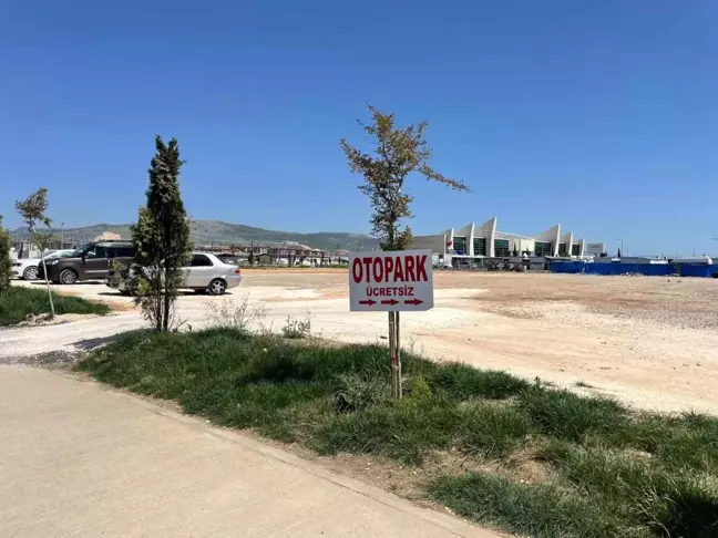 Adıyaman Eğitim ve Araştırma Hastanesi'ne hayırseverden otopark desteği