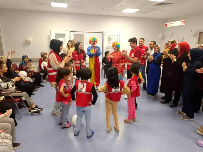 Kızılay, Malatya'da Çocuk Hastalar İçin Özel Etkinlik Düzenledi
