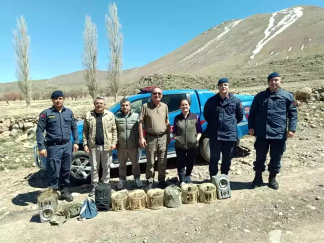 Kayseri'de yasadışı keklik avı yapan 2 kişi suçüstü yakalandı