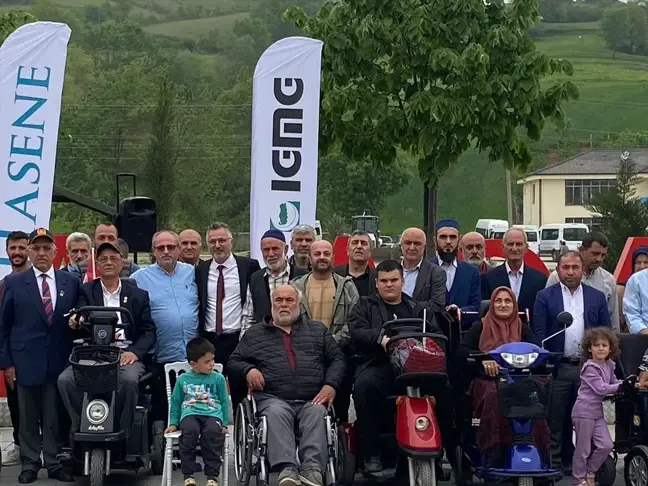 Hasene Vakfı, Dezavantajlı Bireylere Medikal Ürün Desteği Programı Düzenledi