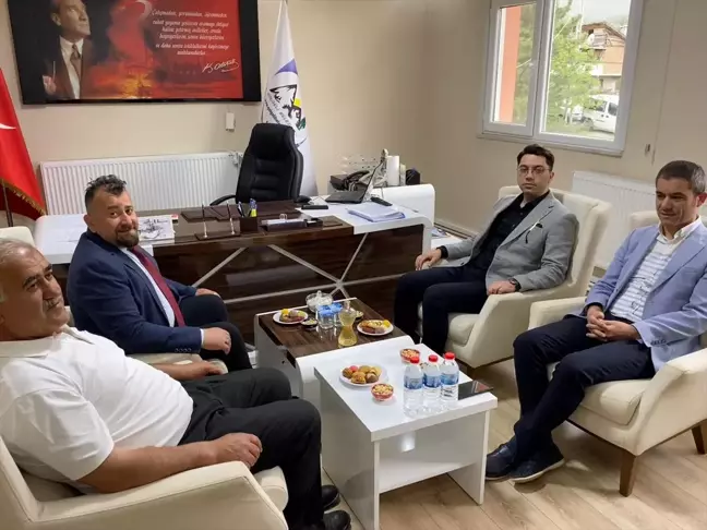 Almus Kaymakamı El Sanatları Kurslarını Ziyaret Etti