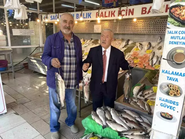 Beylikdüzü'nde Balık Fiyatları Düştü