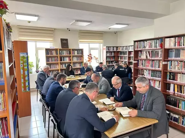 Çorum'un Bayat ilçesinde kitap okuma etkinliği düzenlendi