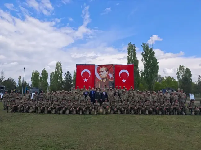 Engelliler Haftası kapsamında Ağrı'da engelliler askerlik yemini etti