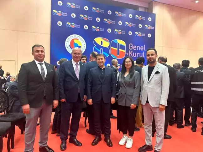 Cumhurbaşkanı Erdoğan, TOBB Genel Kurulu'nda Hizmet Şeref Belgesi Takdim Törenine Katıldı