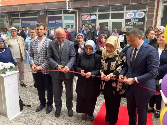 Afyonkarahisar Emirdağ İlçe Müftülüğü'nde Aile ve Dini Rehberlik Merkezi Açıldı