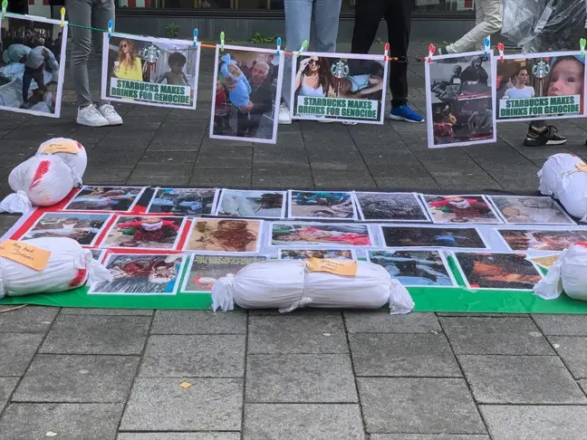 Hollanda'da Starbucks şubeleri İsrail protestolarının hedefi oldu