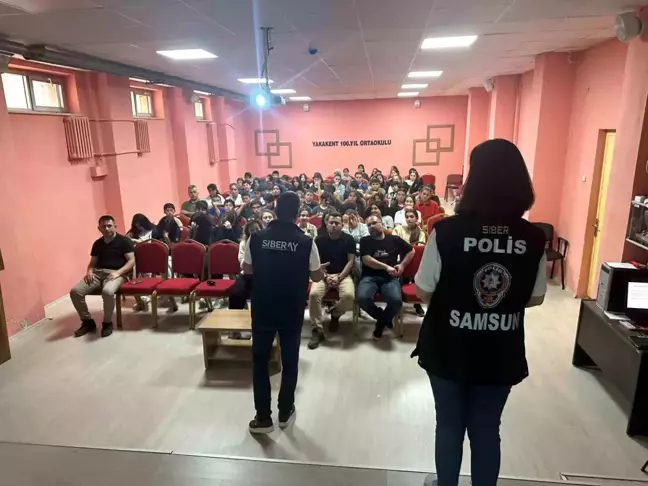 Samsun Emniyet Müdürlüğü Öğrencilere Yasa Dışı Bahis Semineri Verdi