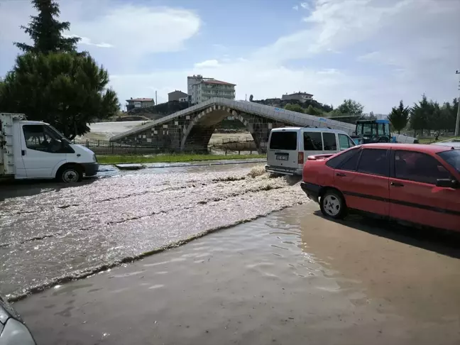 Afyonkarahisar'da Kızılay gönüllüleri otizmli çocuklarla yemek yaptı