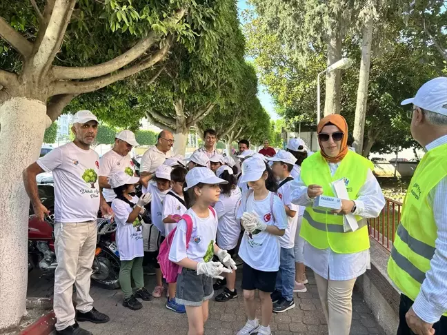 Hatay'da Dünya Çevre Günü etkinlikleri kapsamında temizlik çalışmaları gerçekleştirildi