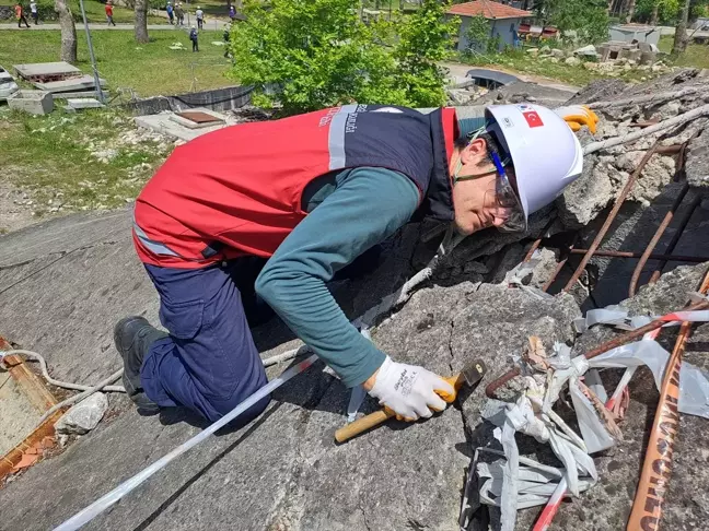 AFAD, Sakarya'da arama kurtarma eğitimleri veriyor