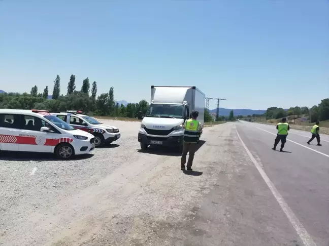 Beyşehir Gölü'nde Kaçak Avlananlara Para Cezası Uygulandı