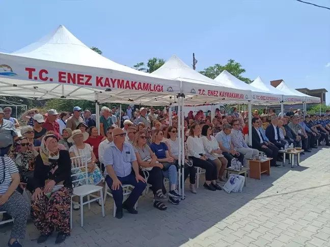 Çeribaşı köyünde kiraz hasat sezonu şenlikle açıldı