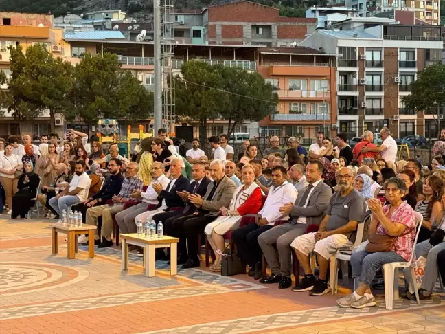 İzmir'de Gürcü Kültür Gecesi Düzenlendi