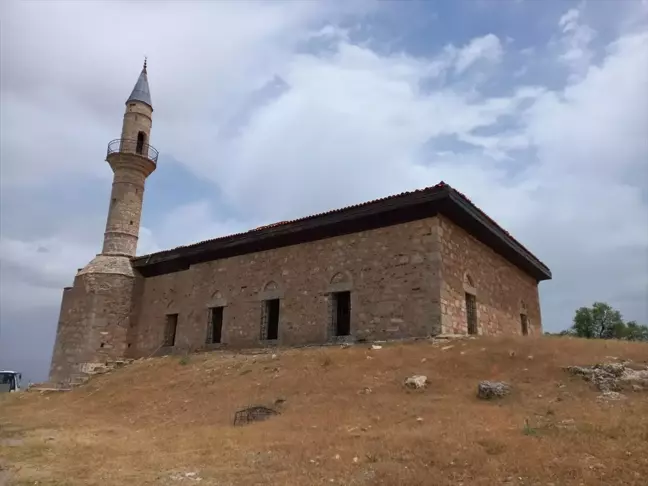 Denizli'nin Kale ilçesindeki tarihi Cevherpaşa Camisi ibadete açıldı