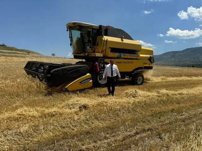 Sivas'ın Akıncılar ilçesinde arpa hasadı gerçekleştirildi