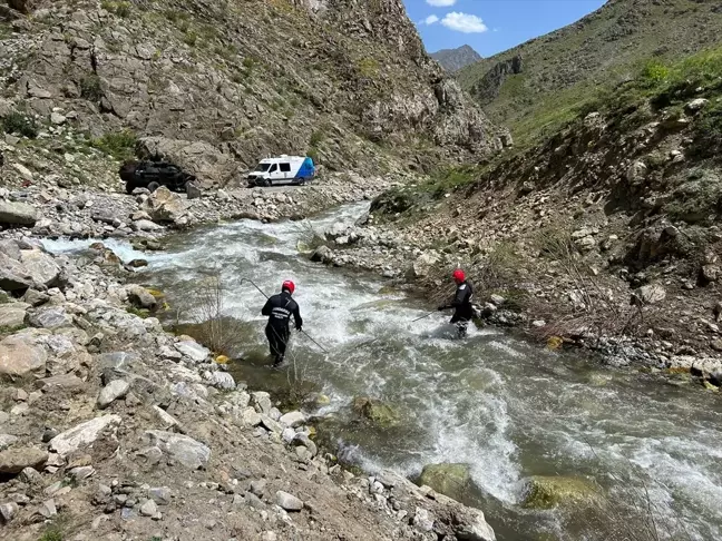 Van'ın Bahçesaray ilçesinde kaybolan çocuğun cansız bedeni akarsuda bulundu