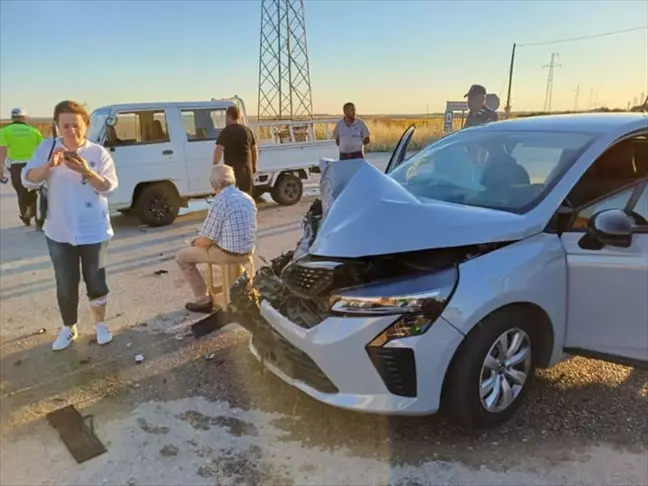 Kırklareli'nde otomobil ile kamyonet çarpıştı: 7 yaralı