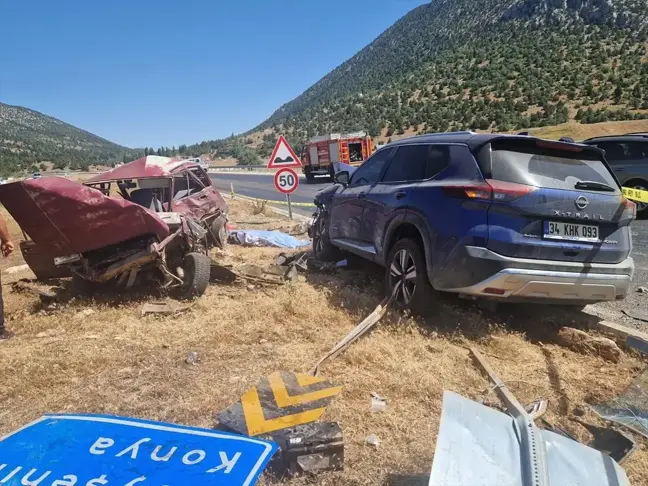 Konya'da Otomobil Kazası: 2 Ölü, 2 Yaralı