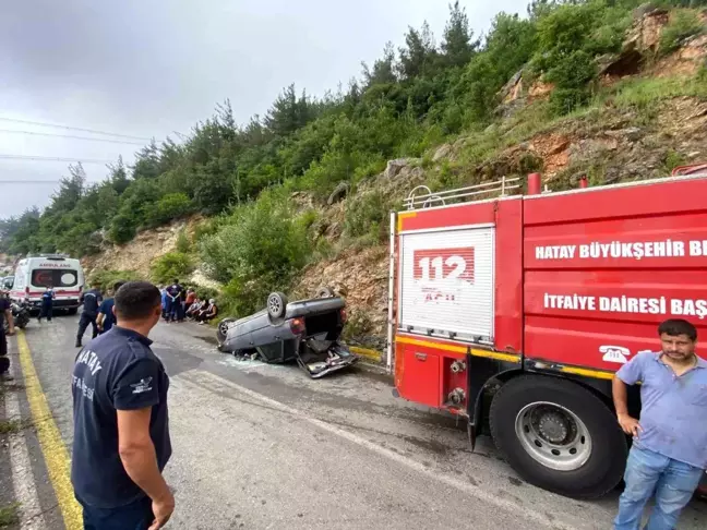 Hatay'da Yayla Yolunda Otomobil Takla Attı, 3 Kişi Yaralandı