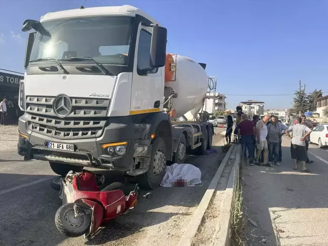 Samandağ'da Beton Mikseri ile Motosiklet Çarpışması: 2 Kişi Hayatını Kaybetti