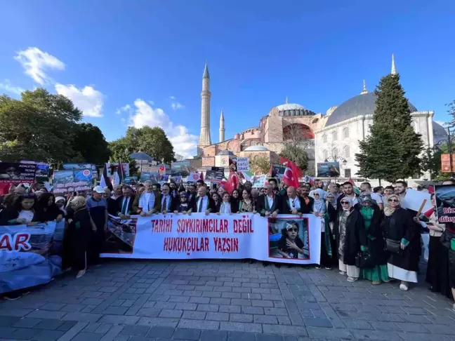 Fatih'te İstanbul 2 No'lu Barosu Avukatları Gazze İçin Yürüdü