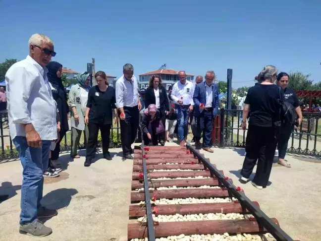 Çorlu tren kazasının yıl dönümü Uzunköprü'de anıldı