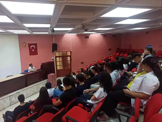 Aydın Devlet Hastanesi'nde Stajyerlere Oryantasyon Eğitimi