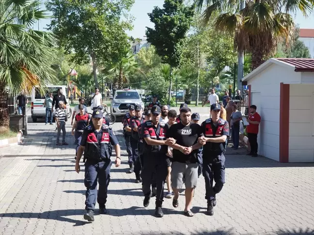 Aydın'ın Nazilli ilçesinde uyuşturucu ticareti yapan suç örgütüne operasyon