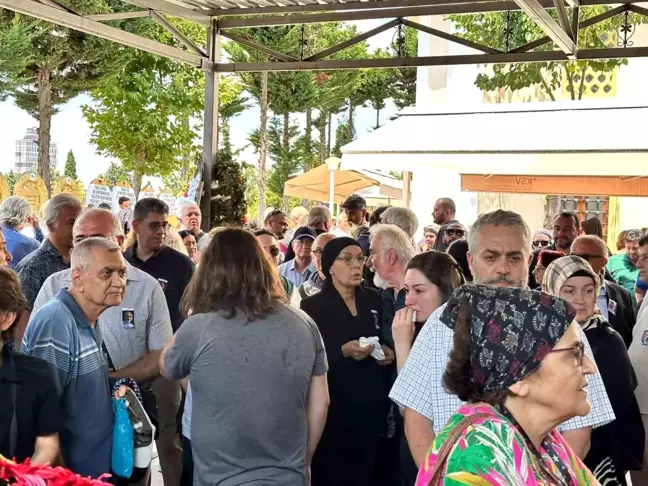 Deprem Araştırmacısı Doç. Dr. Doğan Kalafat Son Yolculuğuna Uğurlandı