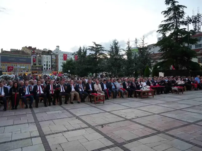 Kastamonu'da 15 Temmuz Demokrasi ve Milli Birlik Günü Anma Programı Düzenlendi