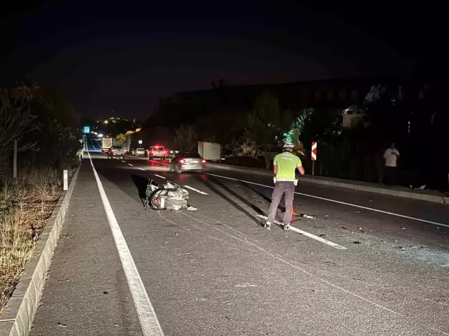 Antalya'da motosiklet kazasında hayatını kaybeden genç, başka bir aracın çarpması sonucu ikinci kez kaza geçirdi