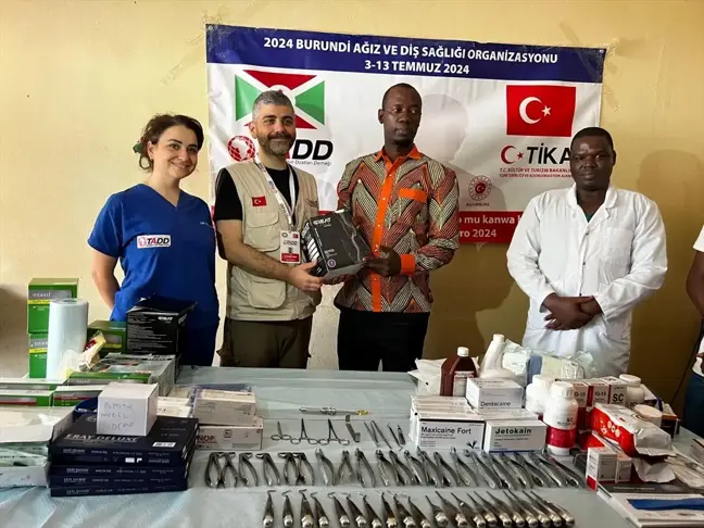 Türk sağlık ekibi Burundi'de 5 bin kişiye diş tedavisi yaptı