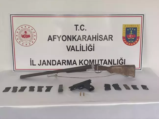 Afyonkarahisar'da İzinsiz Silah Satışı ve Tamiri Yapan Şüpheliye Adli İşlem Uygulandı