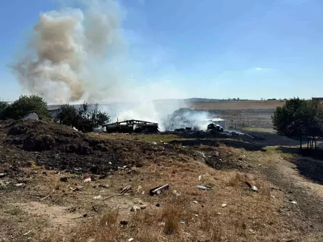 Çorlu'da çiftlik yangınında çiftlik ve 500 dekar tarım arazisi zarar gördü