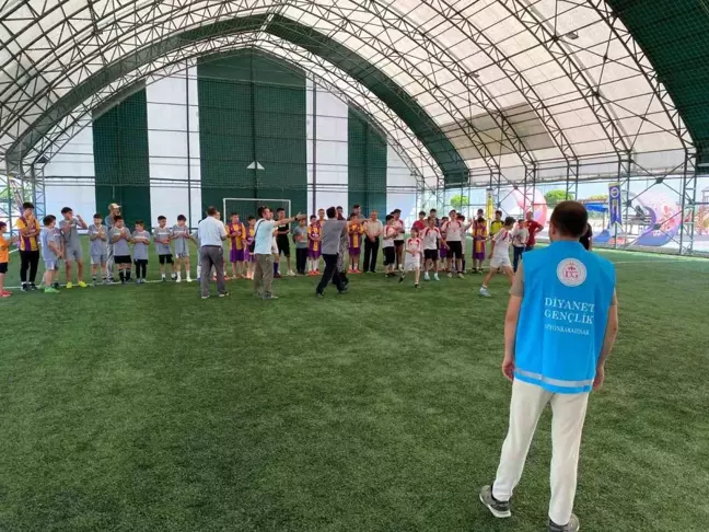 Afyonkarahisar'da Yaz Kur'an Kursu Öğrencilerine Futbol Turnuvası