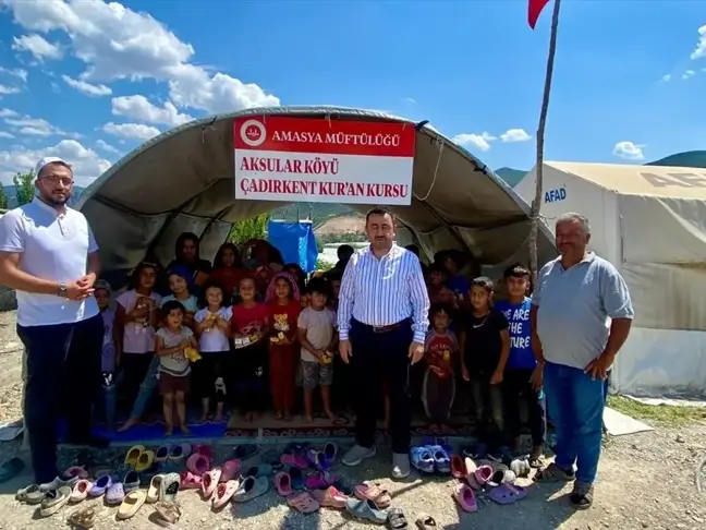 Amasya'da mevsimlik tarım işçilerinin çocuklarına Kur'an-ı Kerim öğretiliyor