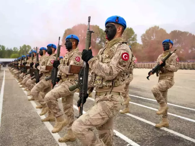 Kastamonu Jandarma Komando Eğitim Merkezi'nden 2.303 Jandarma Komando mezun oldu