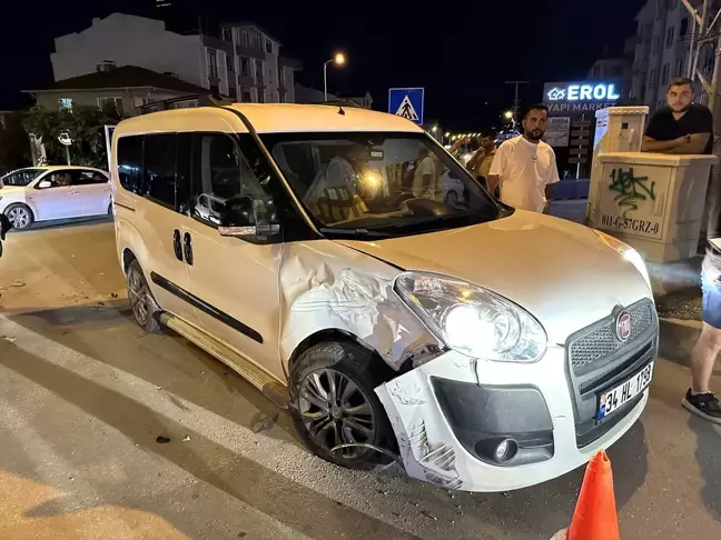 Sinop'ta motosikletle otomobil çarpıştı: 1 yaralı