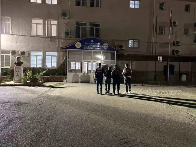 Aydın Karacasu'da Uyuşturucu Operasyonu: İki Şüpheli Gözaltına Alındı