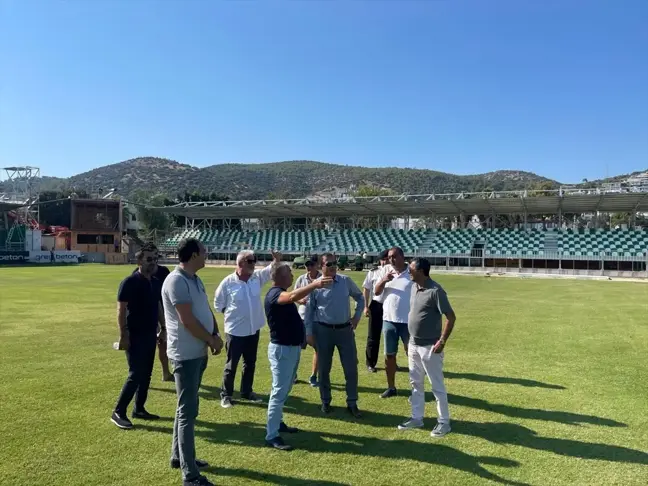 Muğla Valisi İdris Akbıyık, Sipay Bodrum Futbol Kulübü'nün yeni sezon öncesi ilçe stadındaki çalışmalarını inceledi