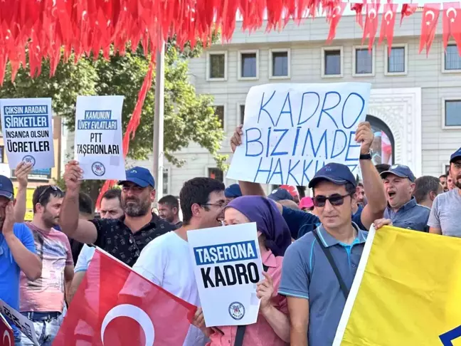 Bursa'da PTT Çalışanları İş Koşullarını Protesto Etti