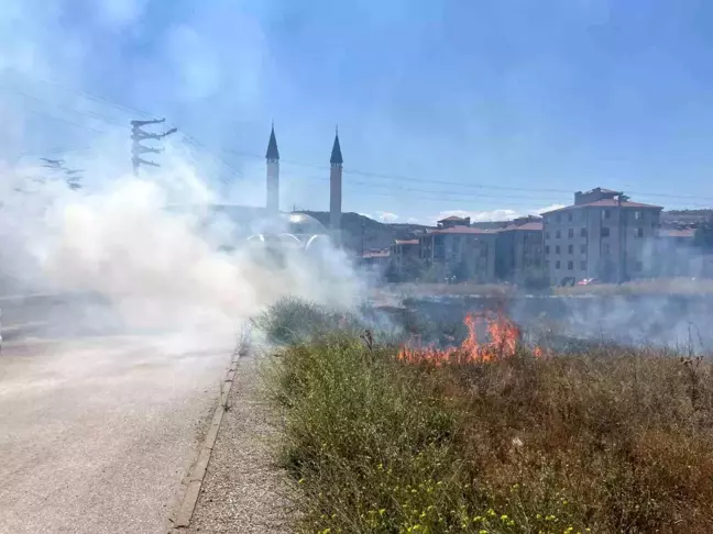 Eskişehir'de Boş Arazi Yangını Kontrol Altına Alındı